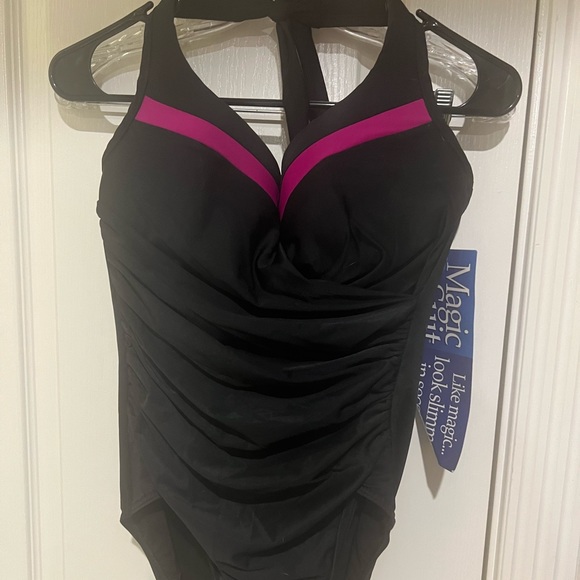 Victoria’s Secret Contrast Halter One-piece Size 12 - Picture 1 of 1